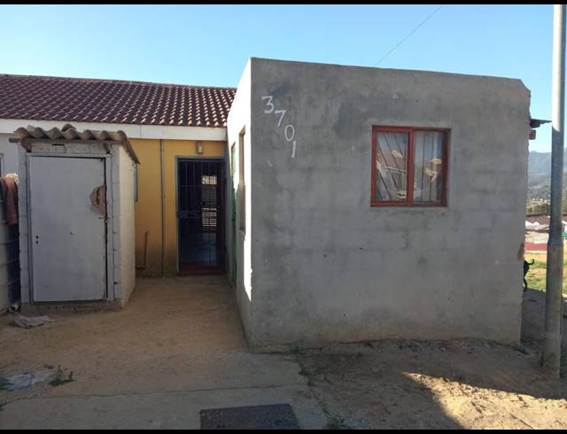 1 BEDROOM HOUSE FOR SALE IN STELLENBOSCH